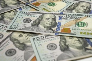 出海“放贷”：有人铩羽而归，有人疯狂赚钱