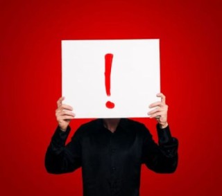 年报季大考结束！监管层“长牙带刺”，多家公司因财务不达标遭风险警示