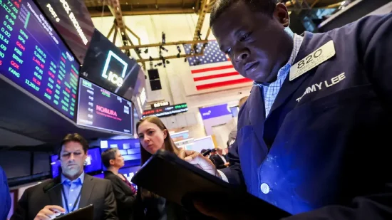 午盘:美股大幅下滑 道指重挫逾1000点 第2张 午盘:美股大幅下滑 道指重挫逾1000点 第2张