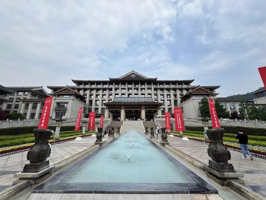 明日举行！贵州茅台年度股东大会有哪些看点？  第1张