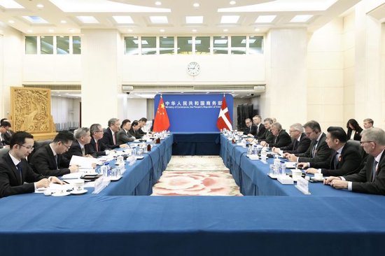 商务部部长王文涛会见丹麦外交大臣拉斯穆森(图) 第2张 商务部部长王文涛会见丹麦外交大臣拉斯穆森(图) 第2张