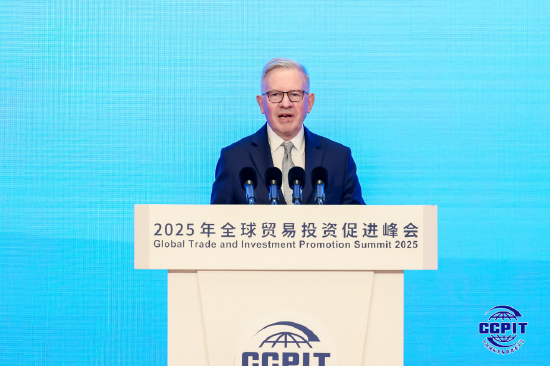 英中贸易协会主席：中国在成为全球最大经济体的道路上坚定前行  第1张