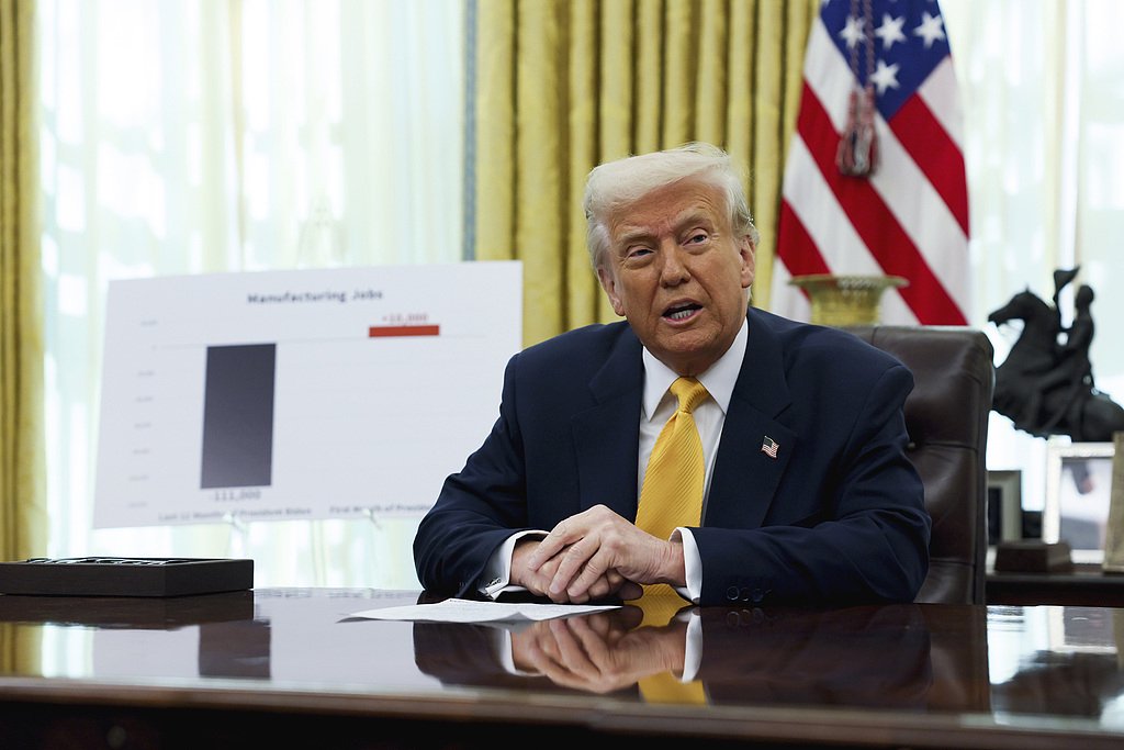 美联储，大消息！特朗普“点名”美联储新主席人选，还透露这一重要信号......  第1张