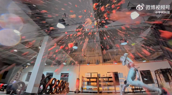 上市绿色通道被叫停？宇树科技严正声明：假的！公司发布人形机器人H2训练视频：腾空侧踢吓退王兴兴  第4张