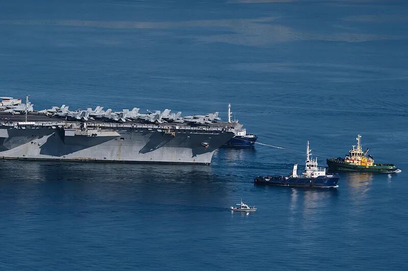 美军最大航母“福特”号,一场火烧了超30小时 第1张 美军最大航母“福特”号,一场火烧了超30小时 第1张